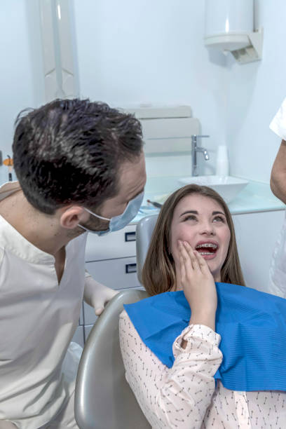 Best Emergency Gum Pain Relief  in Midfield, AL
